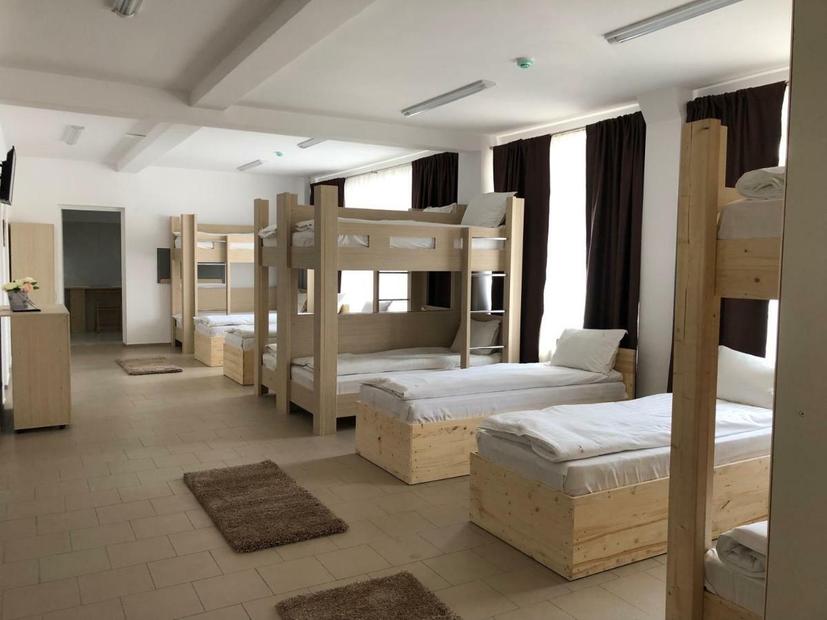 Hotel Nova Residence Popesti-Leordeni Εξωτερικό φωτογραφία