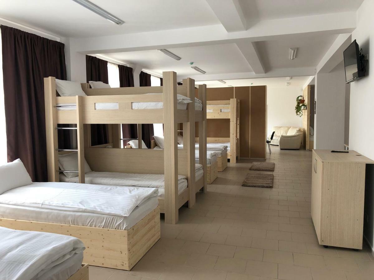 Hotel Nova Residence Popesti-Leordeni Εξωτερικό φωτογραφία