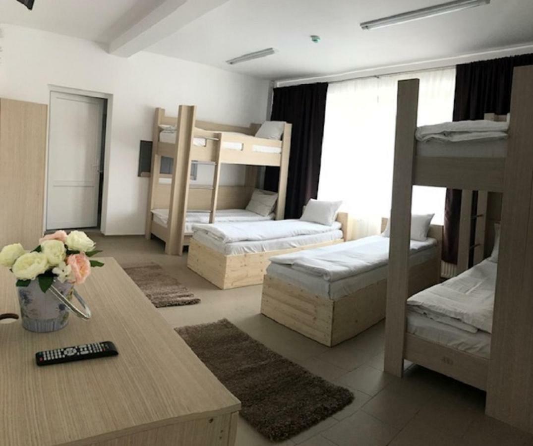 Hotel Nova Residence Popesti-Leordeni Εξωτερικό φωτογραφία