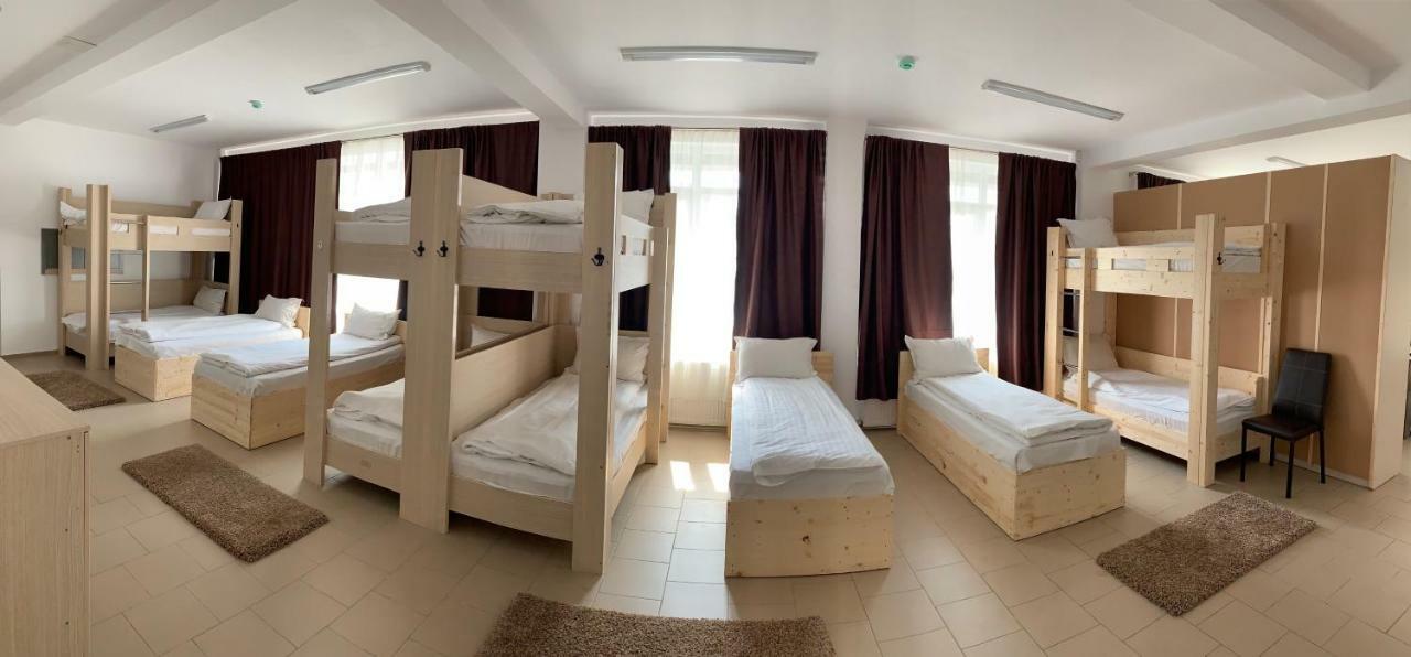 Hotel Nova Residence Popesti-Leordeni Εξωτερικό φωτογραφία